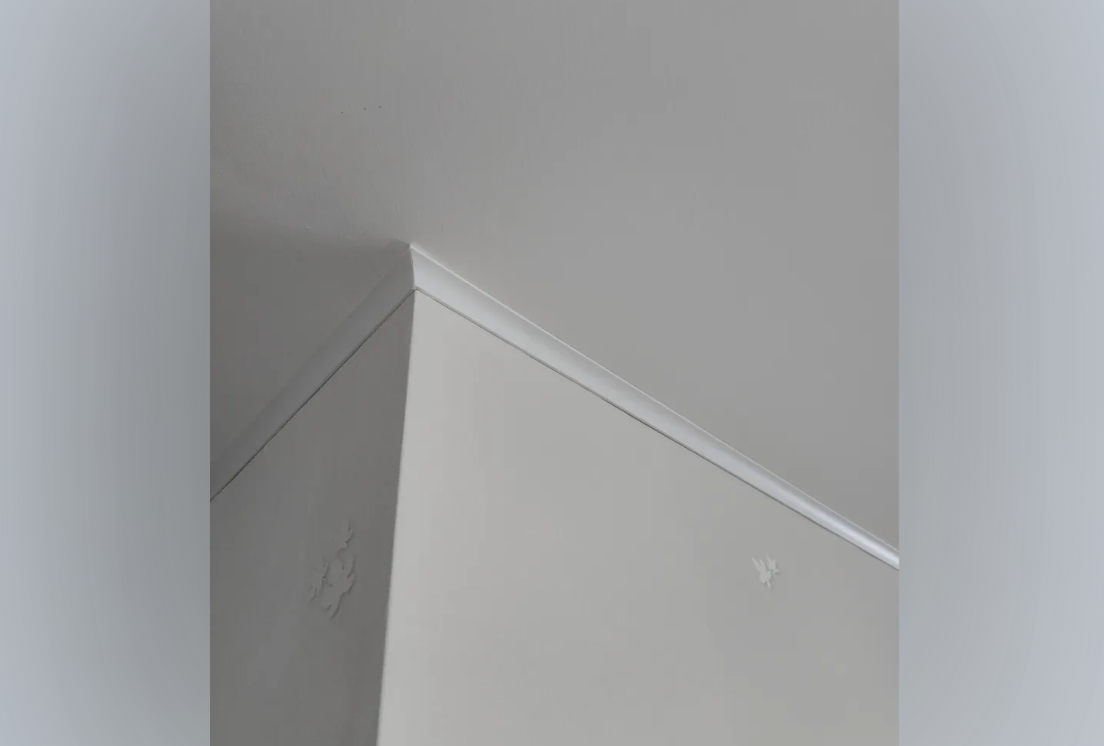 Молдинг из полистирола высокой плотности HI WOOD TR20 20мм х 20мм х 2,0м.