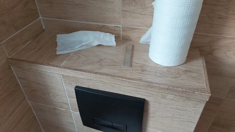 Угол наружный алюминиевый УО 18-27.2700.084