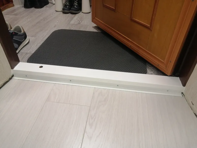 Порог угловой ПУ 05-1.900.061 Дуб мокко