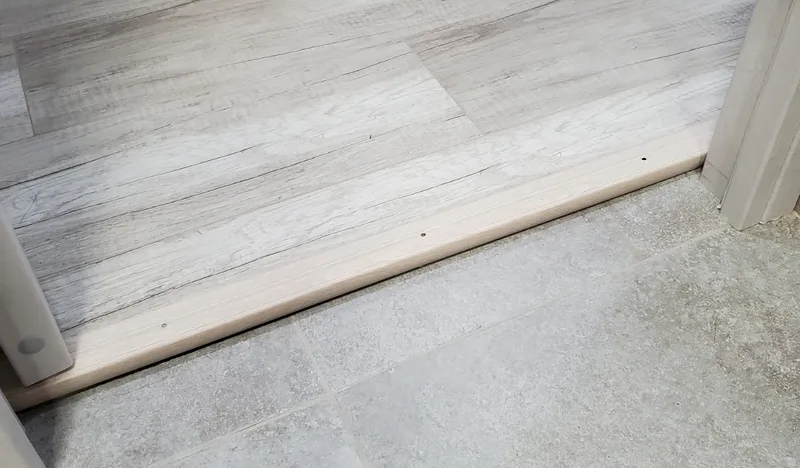 Порог угловой ПУ 06.1800.04л Бронза