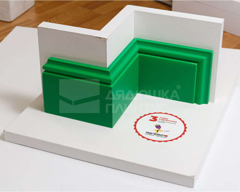 Плинтус NMC IL11 Wallstyl 80*23*2000. Окраска включена в стоимость