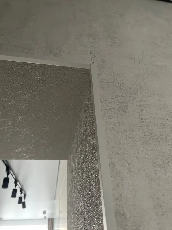 Угол наружный алюминиевый УО 04-27.2700.020