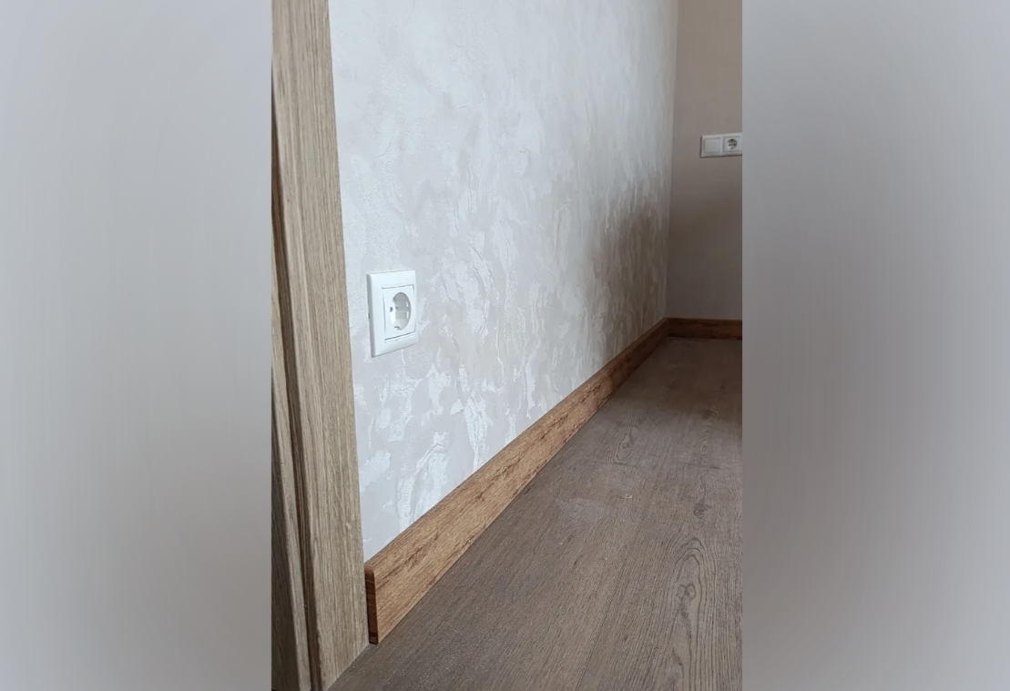 Плинтус ПВХ Рико Концепт 80мм 2,2м. 80002