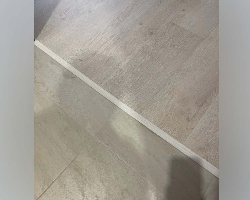 Порог для кварцвинила ЛС 10-1.2700.4043 Сосна скания