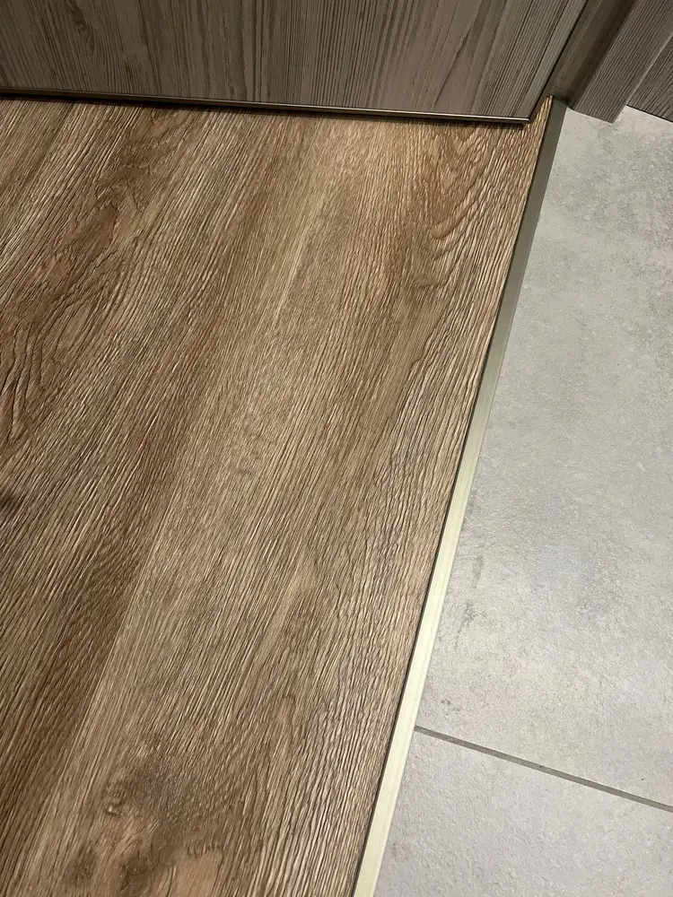 Профиль Т-образный латунь полированная 14мм 2,7м MSPCROL 149