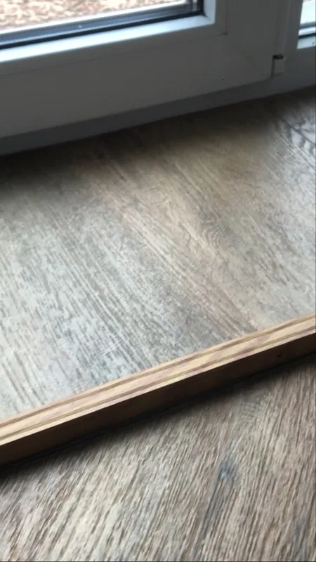 Порог угловой ПУ 05.2700.052 0,9 м Ель дымчатая. Цена за 6 штук