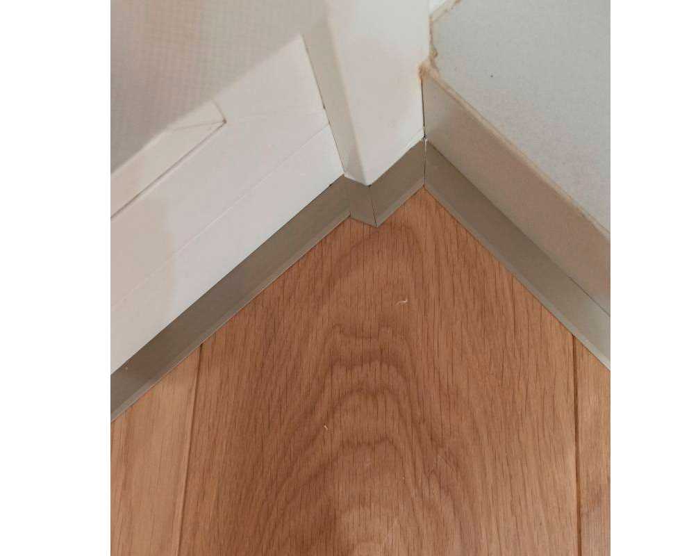 Антиплинтус Апл 01.2700.042л. Шампань