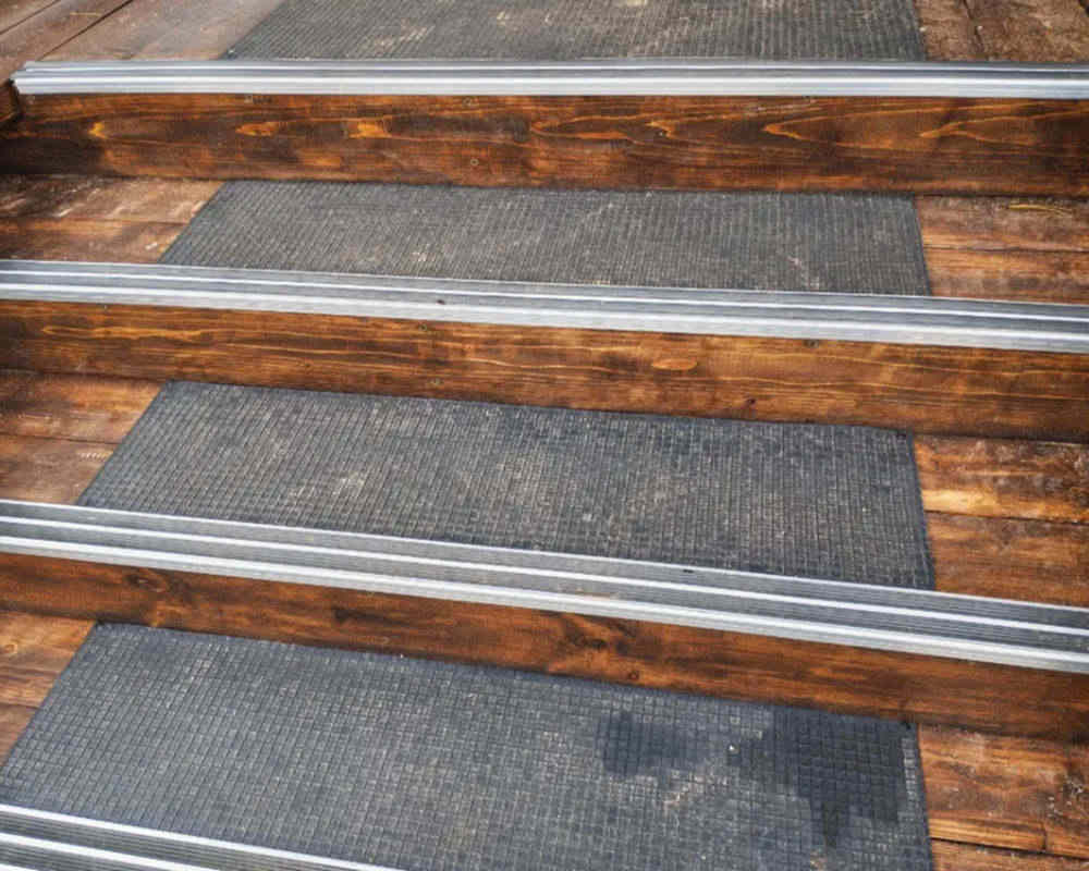 Порог одноуровневый ПС 08.2700.204л Бронза анод