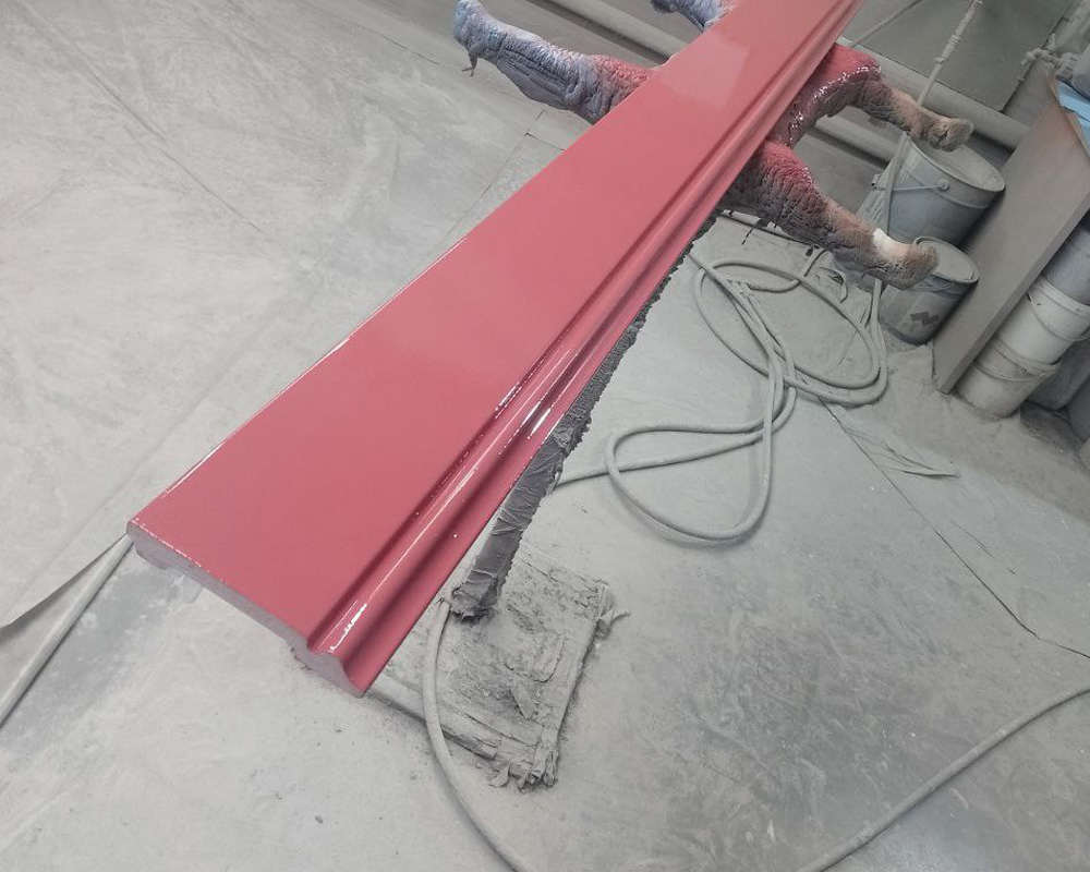 Плинтус NMC FD21 Wallstyl 130*20*2000. Окраска включена в стоимость