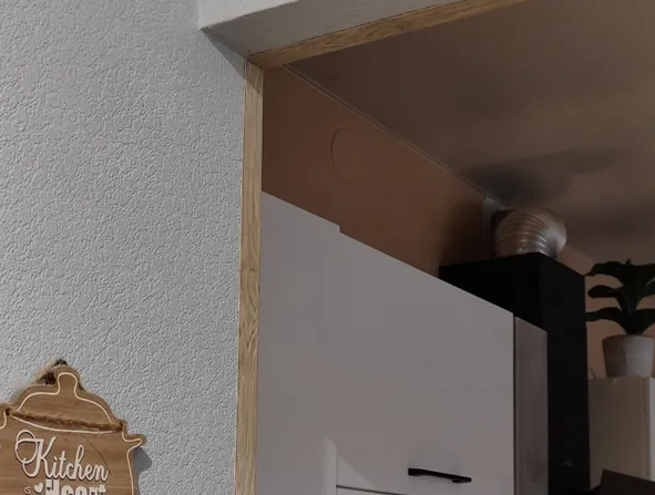 Угол наружный алюминиевый УО 18-27.2700.084