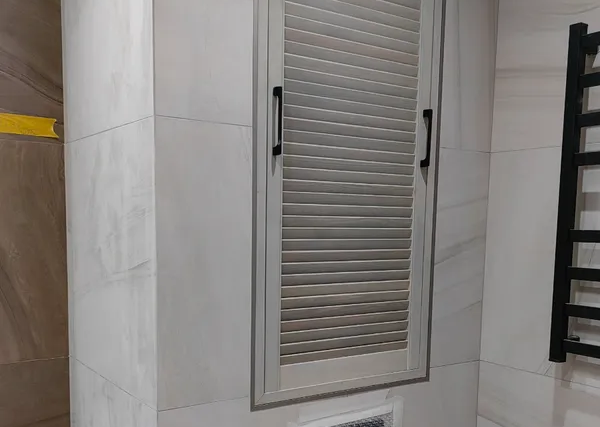 Угол декоративный Уп 04-27.2700.556 (15х15 мм)