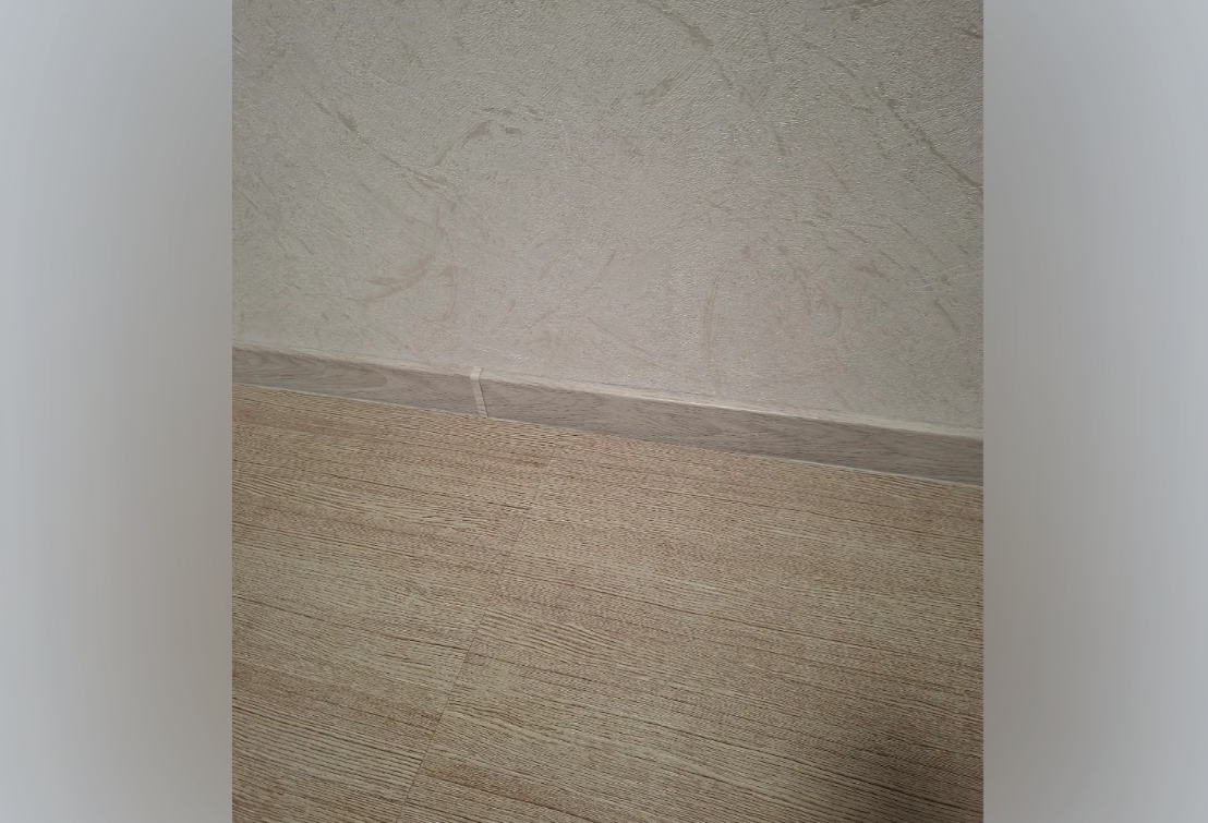 Плинтус ПВХ Волшебная палочка 70мм Home 2,2м 7015