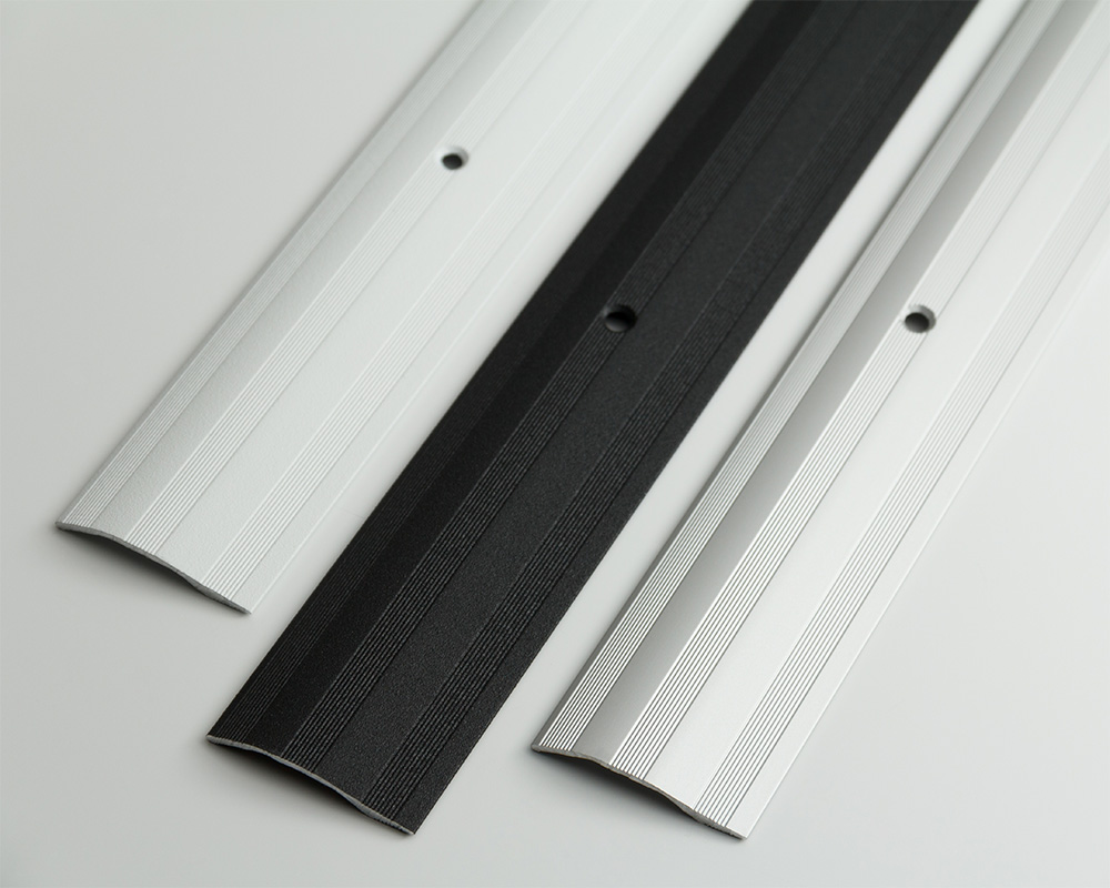 Порог разноуровневый ПР 02.900.059 0,9 м Бетон скай