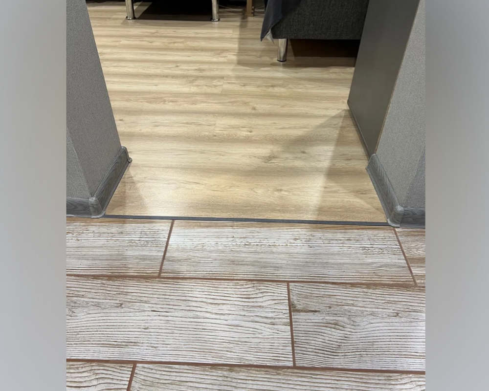 Порог для кварцвинила ЛС 10-1.2700.255 2,7 м Бетон классик