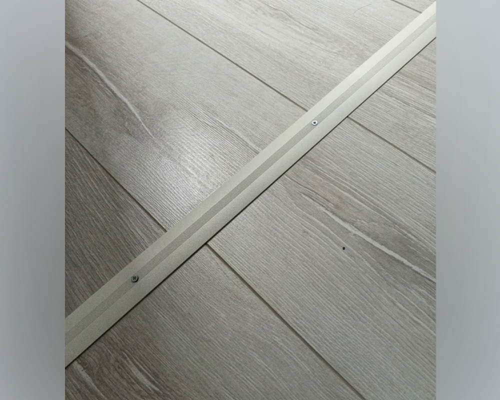 Порог одноуровневый MSA37.900.106 Ясень белый