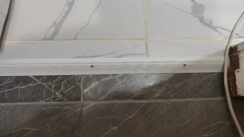 Порог разноуровневый ПР 02.900.054 0,9 м Клен северный